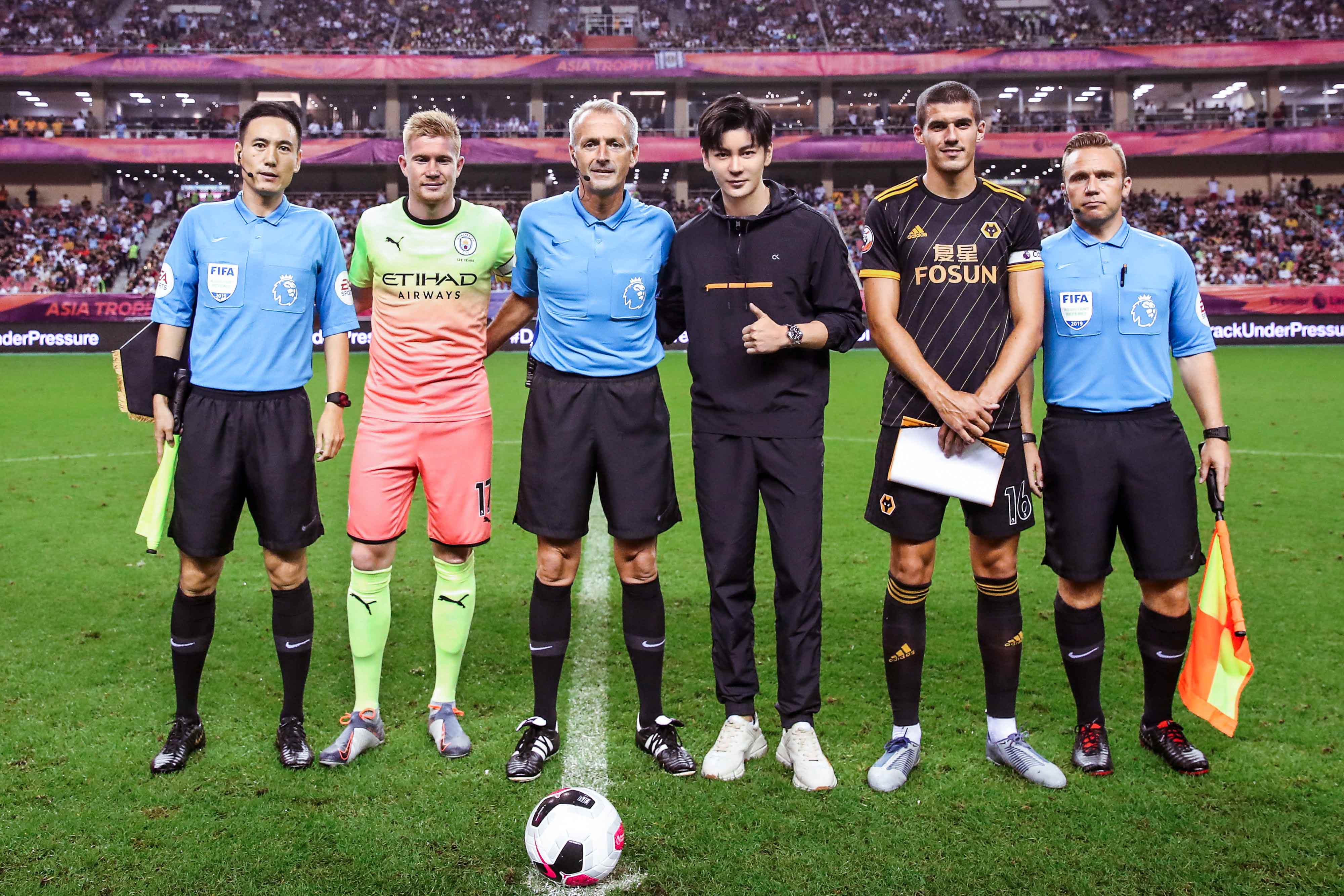 两个赛季中 两个赛季中